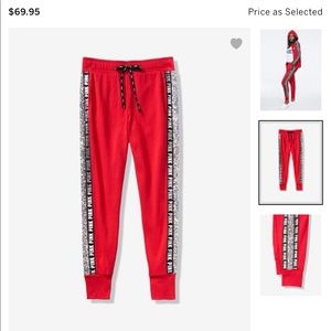 Brand new in online package😍